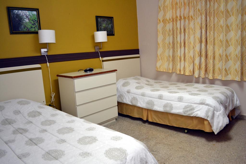 Hostal Universitario San German Exterior foto
