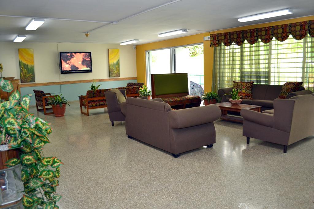 Hostal Universitario San German Exterior foto